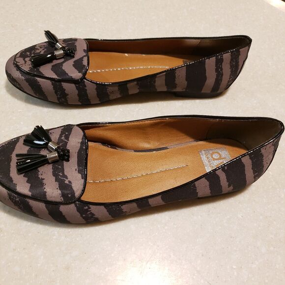DOLCE VITA Zebra Black & Taupe Stripe tassel flats shoes women’s size 9 - Picture 4 of 6